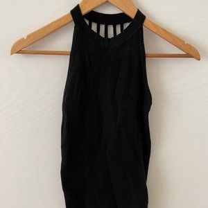 NWT FOREVER 21 HALTER OPEN BACK KNIT SLEEVELESS TOP